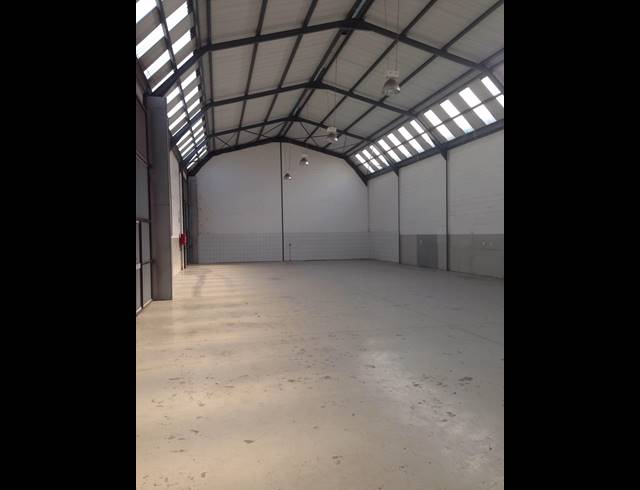 480M² FACTORY TO LET IN KILLARNEY GARDENS